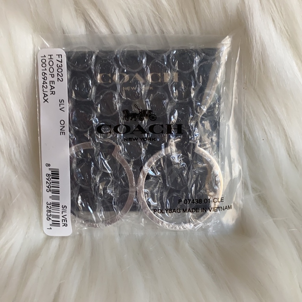 Coach Hoop Earrings F73022 Silver - Picture 4 of 9